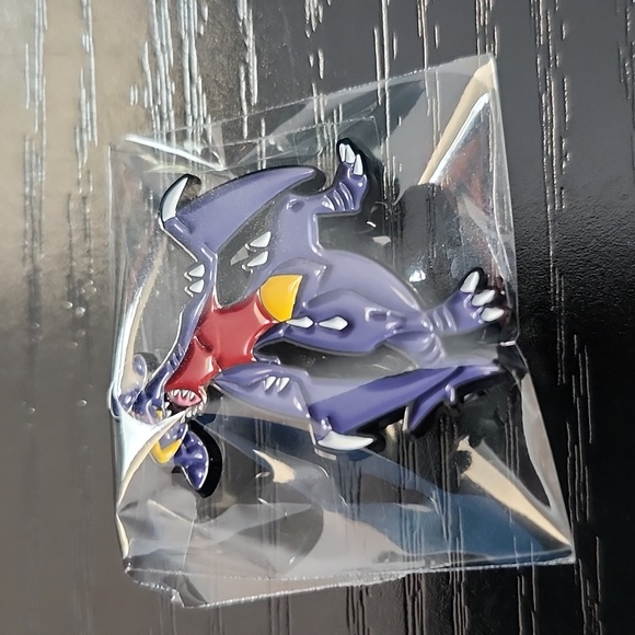 Pokemon Garchomp Enamel Pin - Picture 4 of 4
